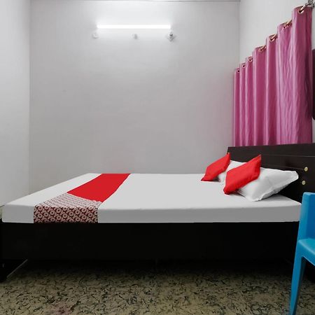 Oyo Flagship Aashirvaad Green'S Guest House Patna  Bagian luar foto