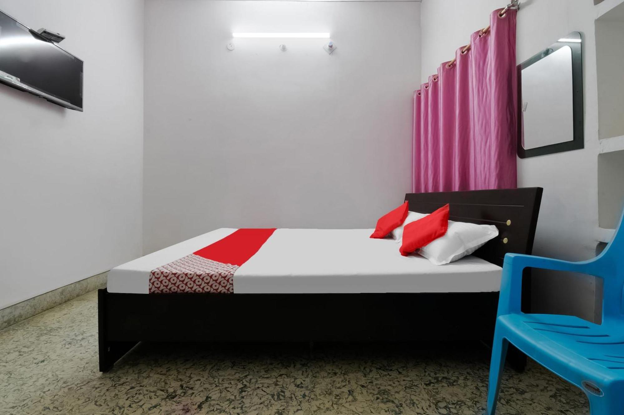 Oyo Flagship Aashirvaad Green'S Guest House Patna  Bagian luar foto