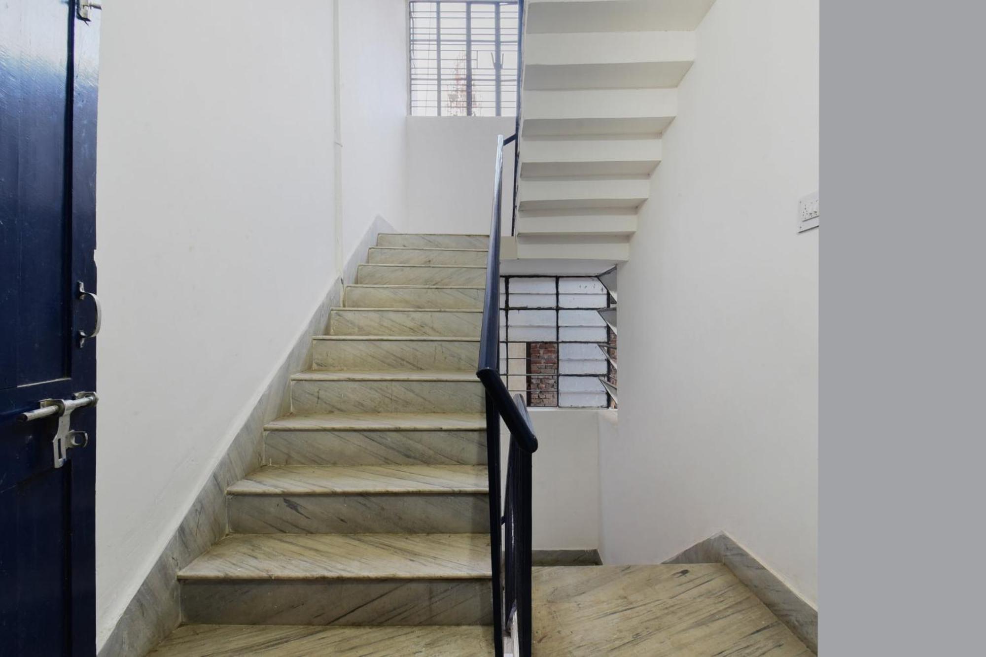Oyo Flagship Aashirvaad Green'S Guest House Patna  Bagian luar foto